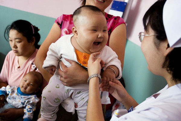 Được tặng tiền, phụ nữ vẫn không muốn sinh con