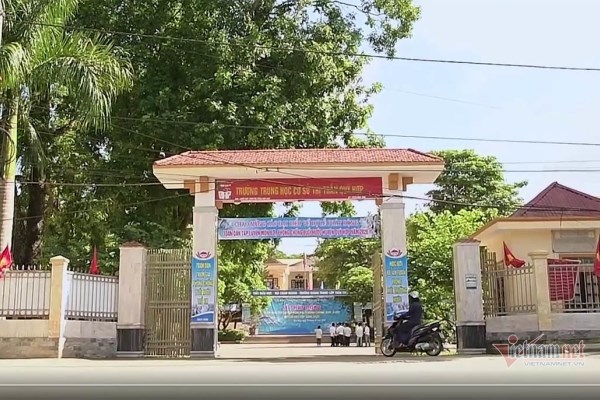 Thầy giáo ở Nghệ An phủ nhận tát 19 học sinh