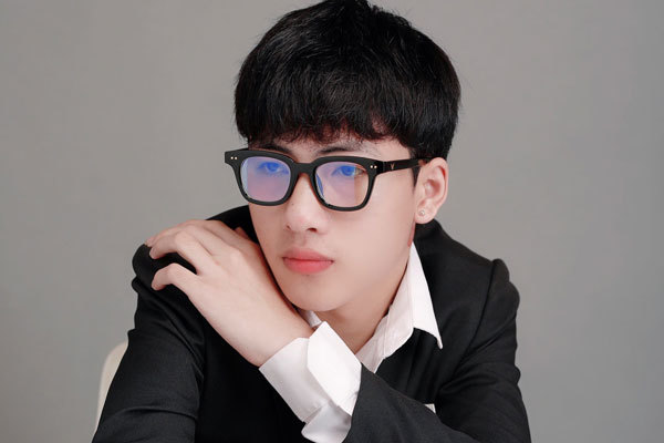 Chàng trai xứ Thanh thành công khi tự học marketing online