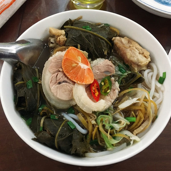 Thai Binh’s bun bung hoa chuoi a hit far and wide