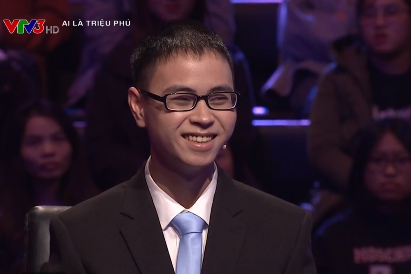 Quán quân Đường lên đỉnh Olympia giành 40 triệu đồng thi 'Ai là triệu phú'