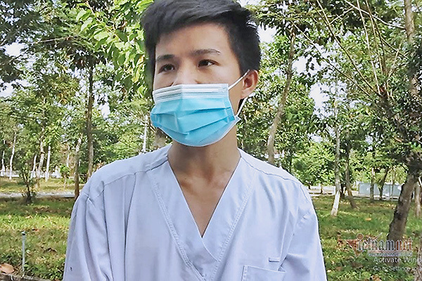 Nam điều dưỡng hoãn kết hôn, vào bệnh viện dã chiến chống dịch