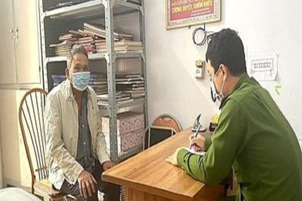 Công an truy vết BN nhiễm Covid-19, lần ra kẻ trốn truy nã 16 năm