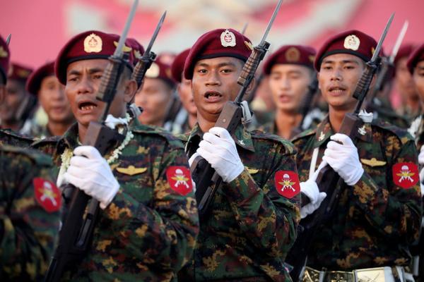 Quân đội Myanmar chính thức bị Facebook 'cấm cửa'