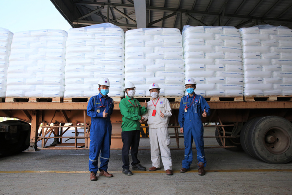 Lọc hóa dầu Bình Sơn xuất bán 250 tấn hạt nhựa T3045 đầu tiên