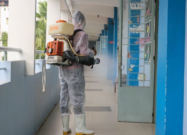 Trường học ở TP.HCM tất bật đón học sinh trở lại