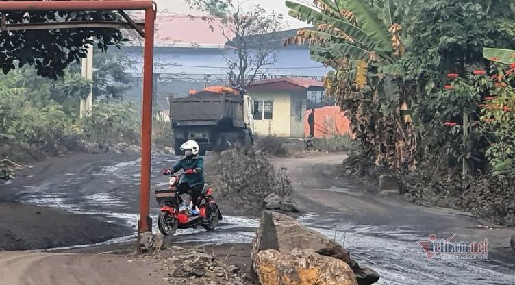 Chưa xong giấy phép, mỏ than Phấn Mễ vẫn tiến hành khai thác