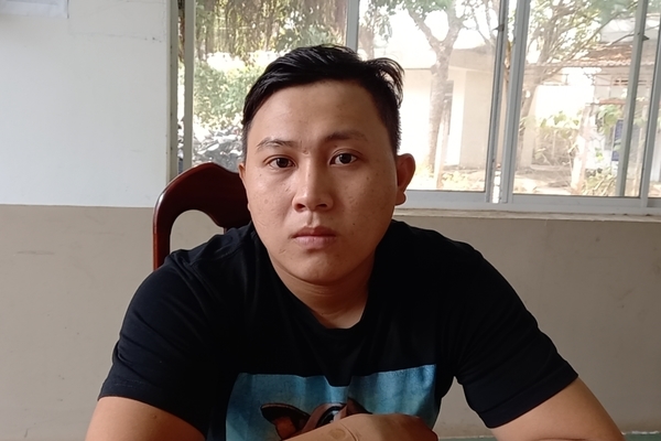 Tưới xăng đốt chị họ vì mâu thuẫn chuyện trả nợ