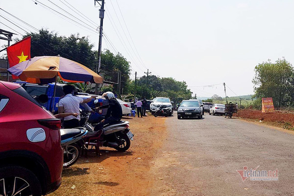 Sốt đất vùng quê Bình Phước vì quy hoạch sân bay, nông dân bỗng chốc thành 