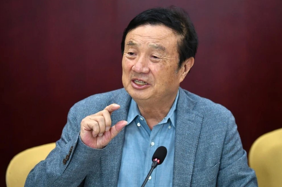 CEO Huawei: 'Phải làm ra sản phẩm cao cấp từ linh kiện hạng 3'