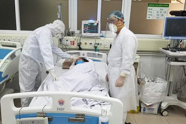 Sáng 1/3 không ghi nhận ca Covid-19, một bệnh nhân nặng phải dùng thuốc hiếm