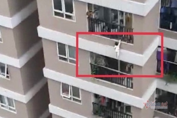 Bé gái rơi từ tầng 12A: Chuyên gia vạch lỗ hổng từ các ‘tử huyệt’ chung cư