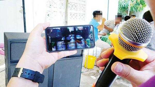HCMC strengthens measures to tackle noise violations by karaoke at home