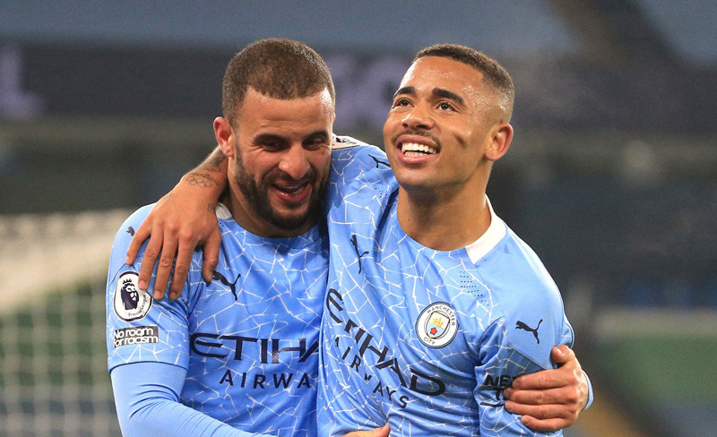 Vùi dập Wolves, Man City thắng trận thứ 21 liên tiếp