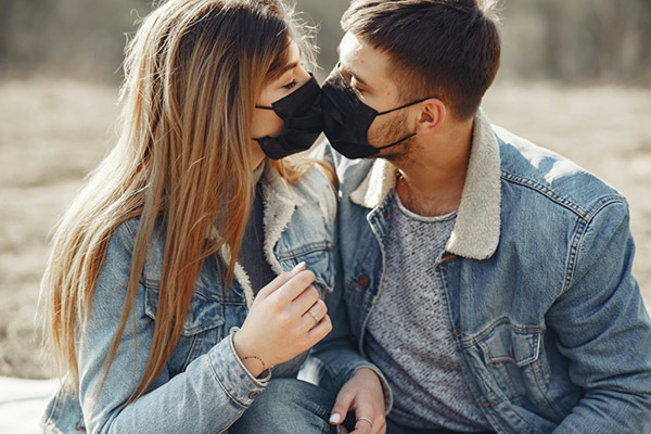 Người Mỹ trả cả trăm nghìn USD để nhờ bà mối se duyên