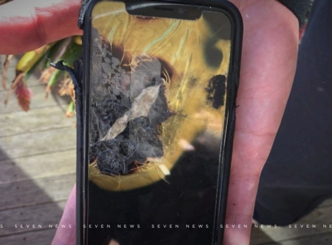Kiện Apple vì iPhone tự nổ trong túi quần