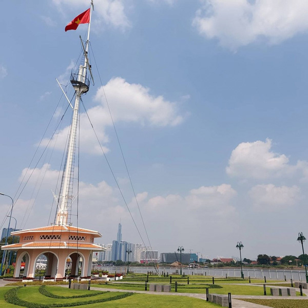 Seven flag towers popular with visitors in Vietnam