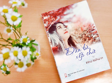 LY NƯỚC TÌNH YÊU