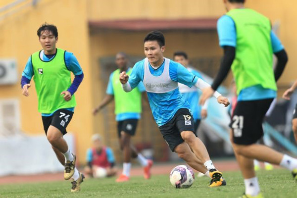Struggling giants Hanoi FC hope COVID-19 break gives them a lift