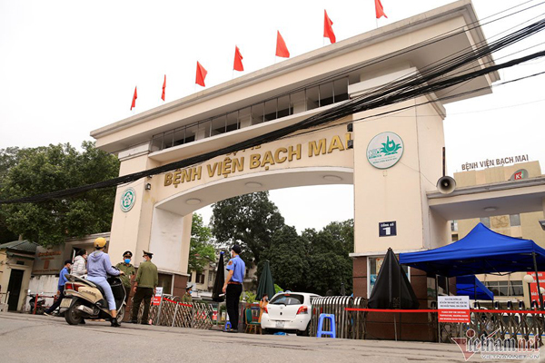BV Bạch Mai công bố giá khám cao nhất 550 nghìn, phòng cao nhất 3,3 triệu
