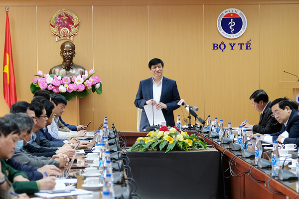 Bộ trưởng Y tế: Việt Nam tiêm vắc xin Covid-19 thận trọng hơn các nước