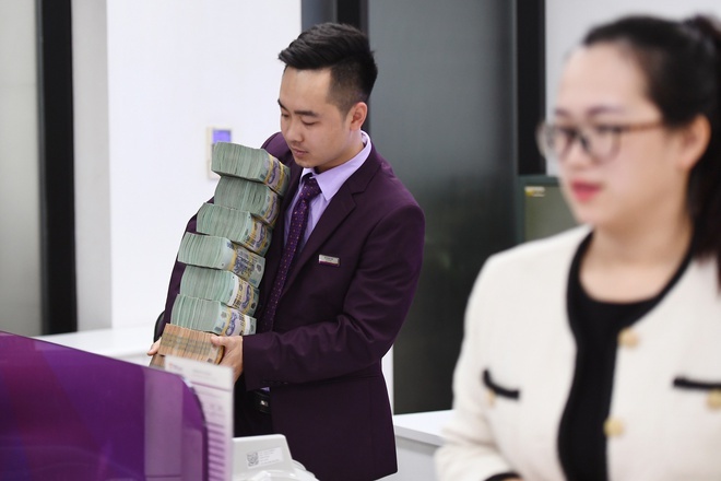 Lãi suất tiết kiệm tăng mạnh