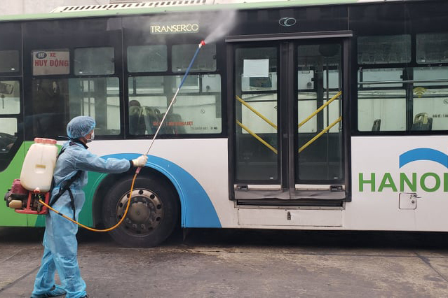 Từ 0h ngày mai, Hà Nội bỏ giãn cách trên các phương tiện công cộng