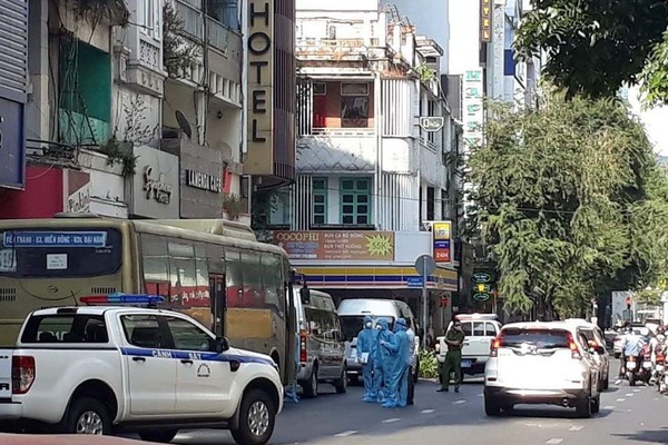 Công an TP.HCM điều tra vụ 40 người Trung Quốc nhập cảnh trái phép