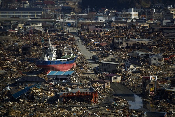 Xem lại những khoảnh khắc kinh hoàng thảm họa động đất-sóng thần ở Nhật