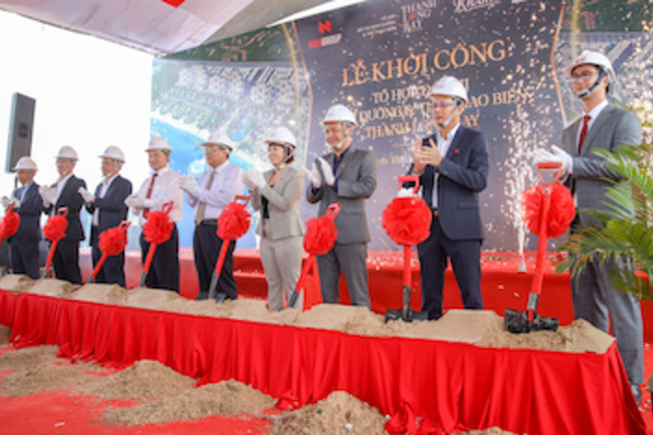 Liên tiếp dính sai phạm siêu dự án bên Mũi Kê Gà lại bị ‘tuýt còi’