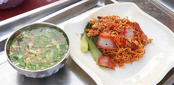 Noodles with chili salt – a hot yet simple dish