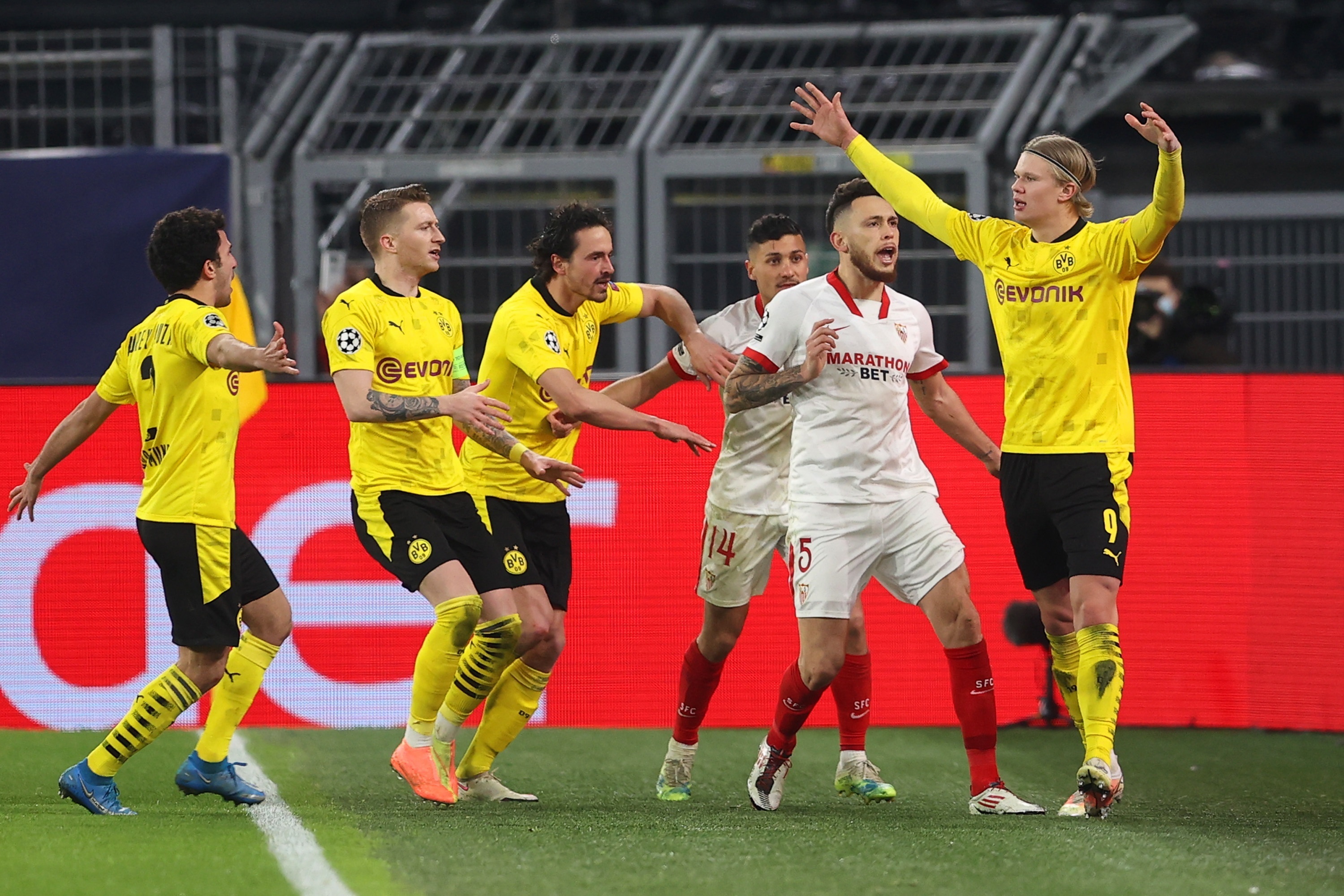 Jürgen Klopp có thể sao chép vụ chuyển nhượng Borussia Dortmund trị giá 20 triệu bảng