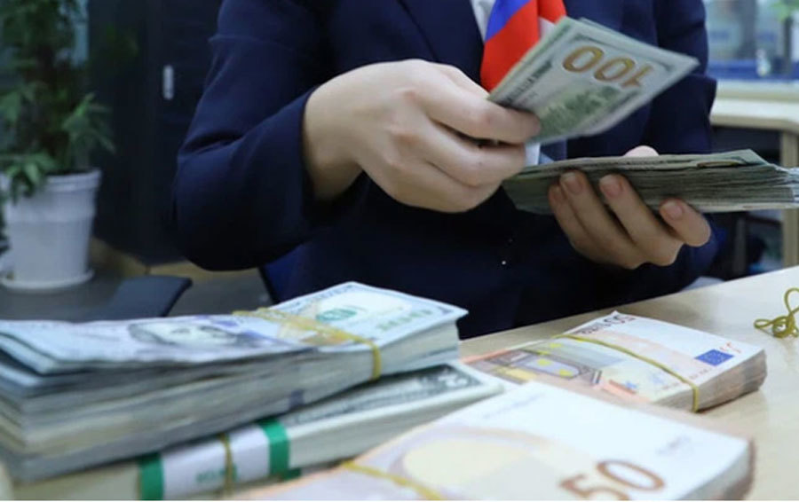 Vì sao tỷ giá USD/VND liên tục tăng?