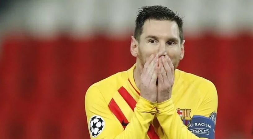 Messi sút hỏng phạt đền trước PSG, điều lạ lùng khó tin ở Barca