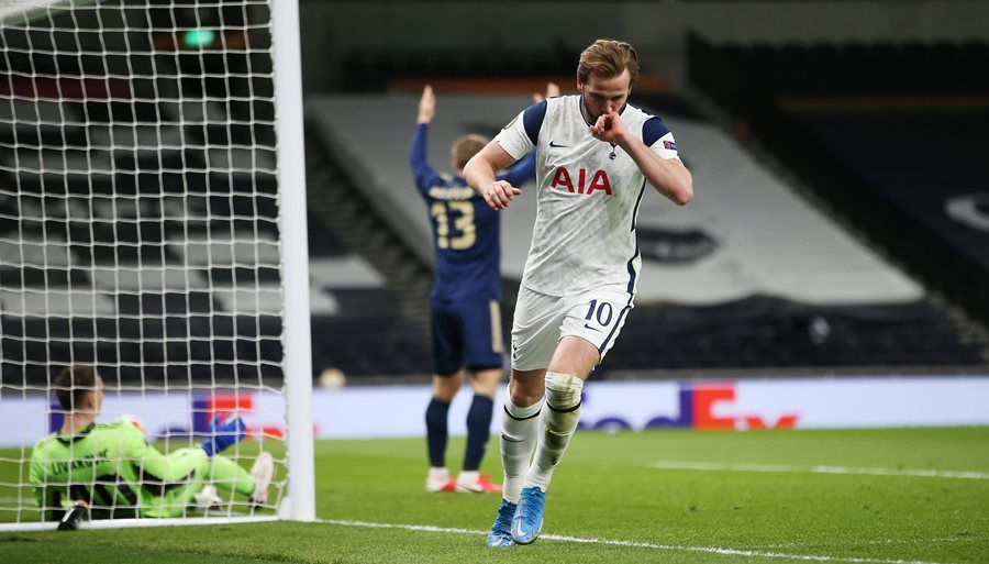 Harry Kane chói sáng, Tottenham giành lợi thế lớn