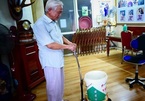 'Kho báu' tái chế từ phế thải của người đàn ông U70 ở Hà Nội