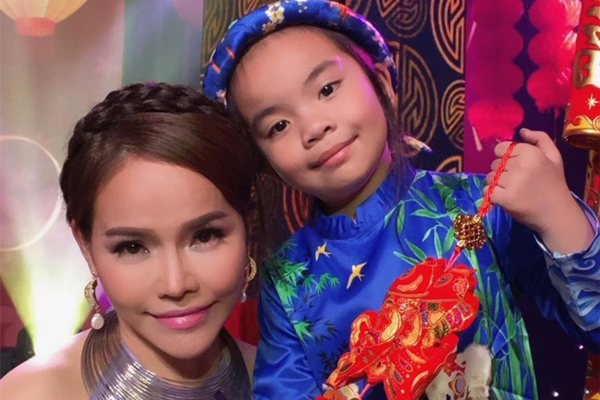 Ca sĩ hải ngoại Ngọc Hạ đẹp mặn mà tuổi 41