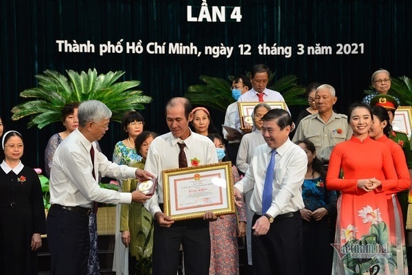 TP.HCM tuyên dương 129 tấm gương 'thầm lặng mà cao cả'