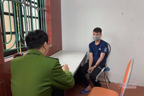 Đốt pháo nổ vỡ kính nhà bố vợ để đòi nợ con rể ở Hải Dương