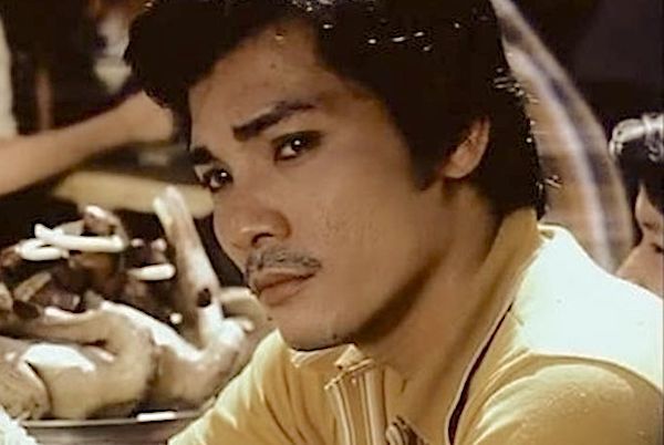 Thương Tín 'Biệt động Sài Gòn': Trẻ đào hoa, già héo mòn