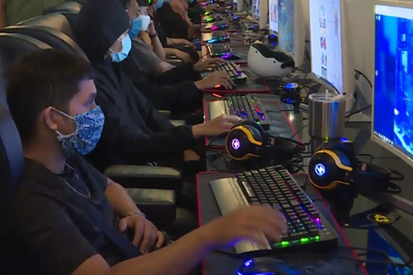 Người đến quán game, internet tại Hà Nội phải khai báo y tế