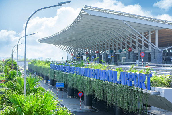 Chuyện chưa kể ở sân bay tư nhân lần đầu tiên đóng cửa phòng dịch