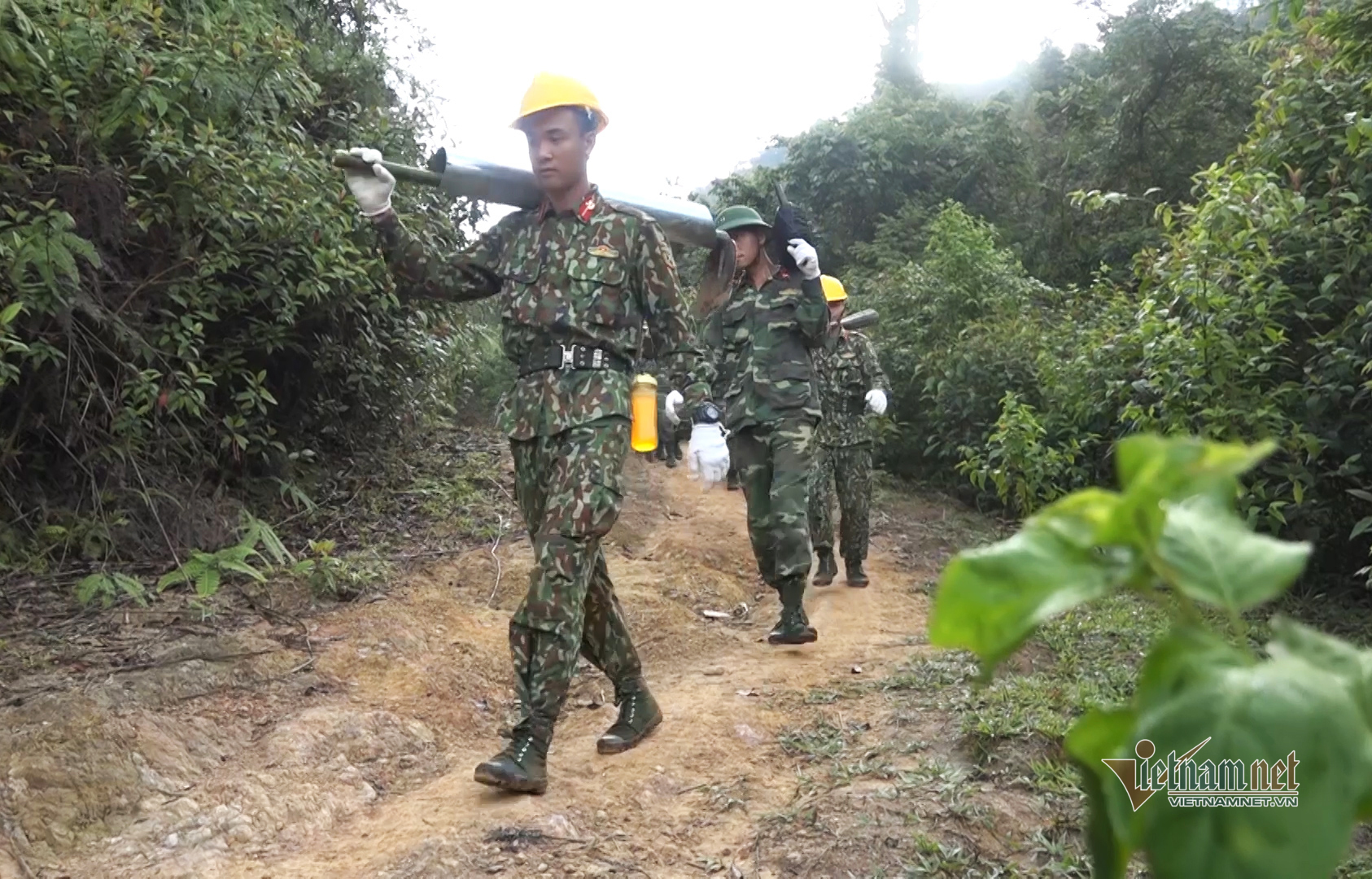 Đặt thuốc nổ đánh sập 29 hầm khai thác vàng trái phép ở Đà Nẵng
