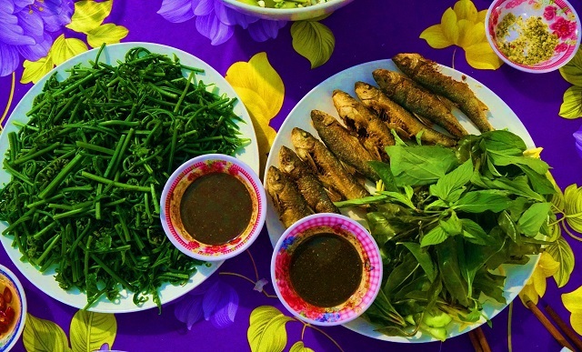 Về Bình Định thưởng thức món cá 'lạ', chỉ vượt thác để sinh sản