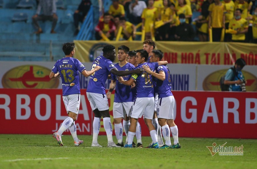 Video bàn thắng Hà Nội 3-2 Thanh Hóa