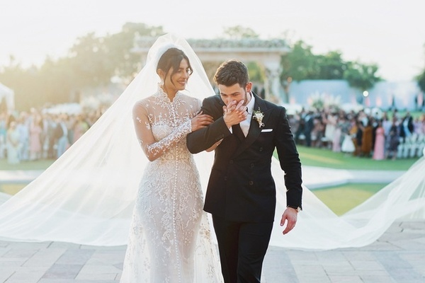 Nick Jonas kể về hôn nhân 3 năm với Hoa hậu Thế giới Priyanka Chopra