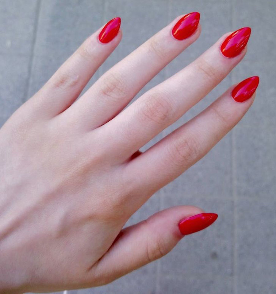 50 mẫu nail màu đỏ nổi bật thu hút nhất