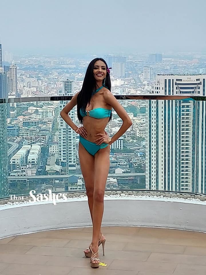 Miss Grand 2020: Ngọc Thảo suýt ngã, nhiều thí sinh lộ bụng mỡ, đùi thô