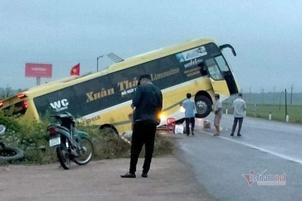 Người phụ nữ tử vong sau va chạm với xe khách ở Quảng Trị