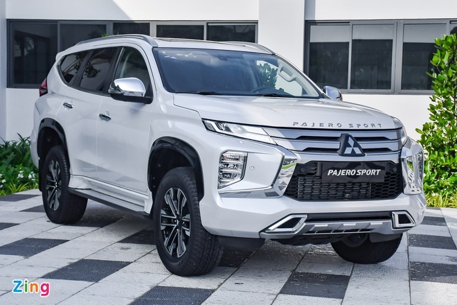 Loạt xe đáng chú ý được giảm giá cuối tháng 3
